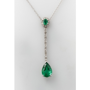 Pear Emerald Nacklace